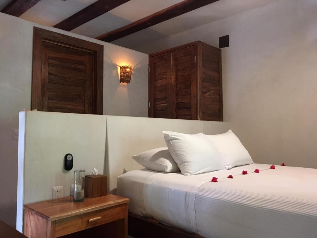 Casa Violeta Hotel Тулум Екстериор снимка